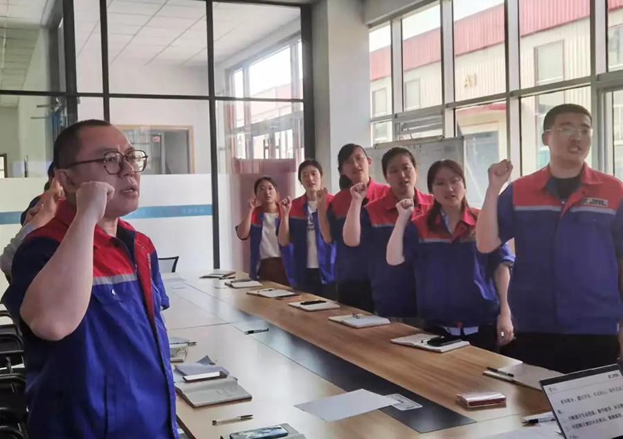 油炸流水線.jpg 油炸流水線.jpg