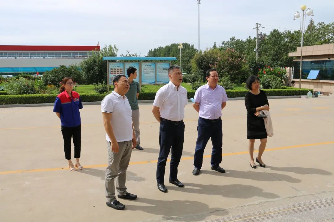 中國(guó)肉類協(xié)會(huì)常務(wù)副會(huì)長(zhǎng)兼秘書長(zhǎng)陳偉一行蒞臨銳智考察調(diào)研 中國(guó)肉類協(xié)會(huì)常務(wù)副會(huì)長(zhǎng)兼秘書長(zhǎng)陳偉一行蒞臨銳智考察調(diào)研