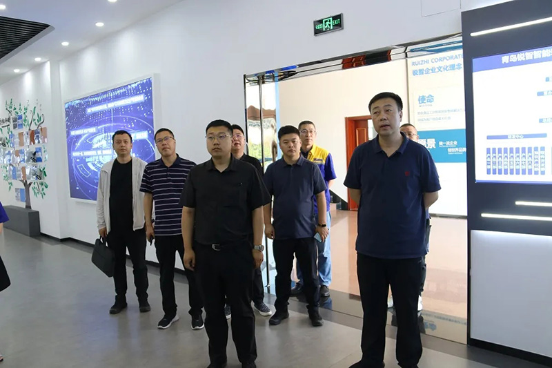 遼寧省臺(tái)安縣縣委書記苑振超一行7人蒞臨銳智參觀考察 遼寧省臺(tái)安縣縣委書記苑振超一行7人蒞臨銳智參觀考察